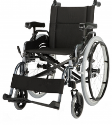  Karma Eagle Self Propelled Heavy Duty Wheelchair